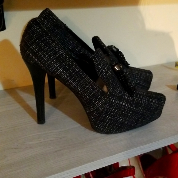 EUC Vera Wang Tweed Platform Heels - Picture 2 of 6